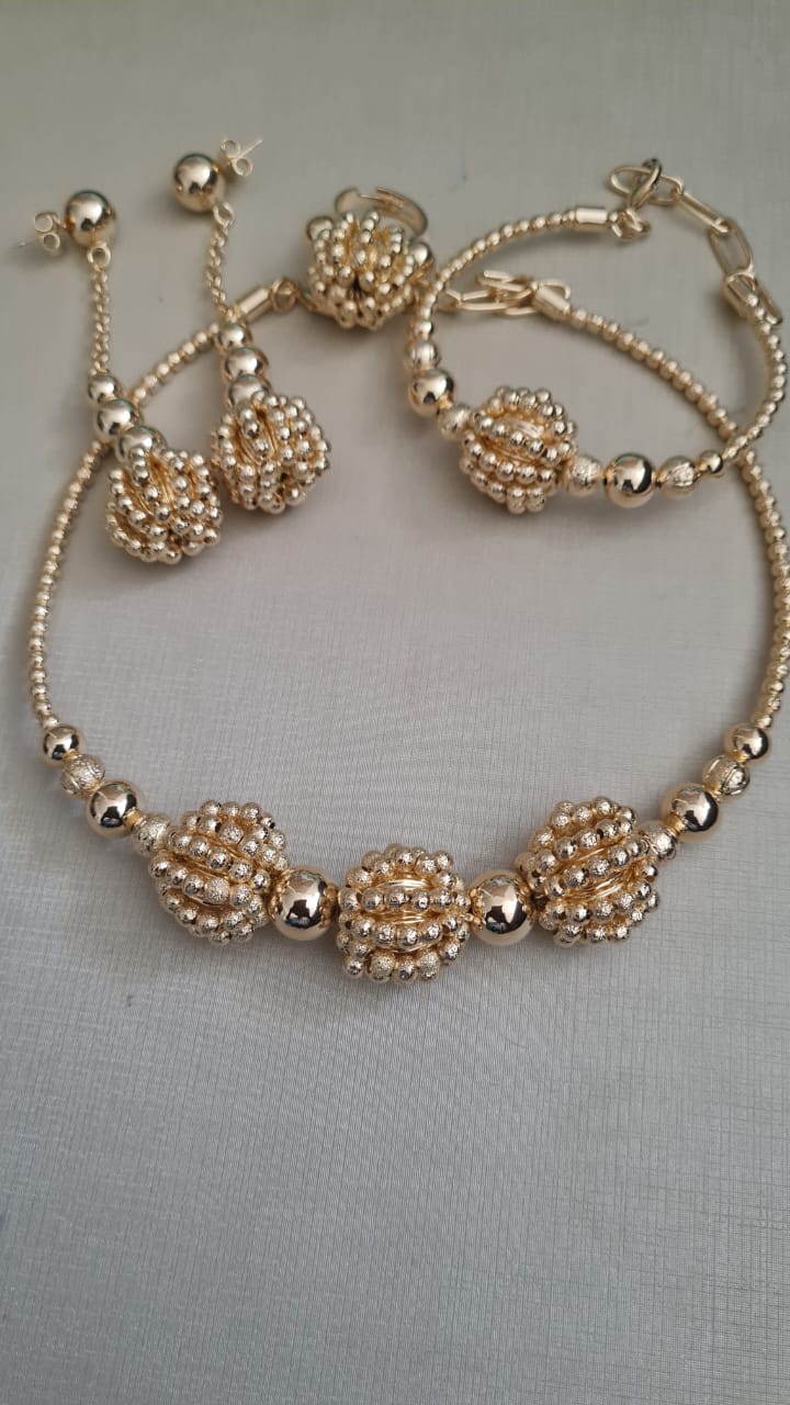 Brazilian gold set