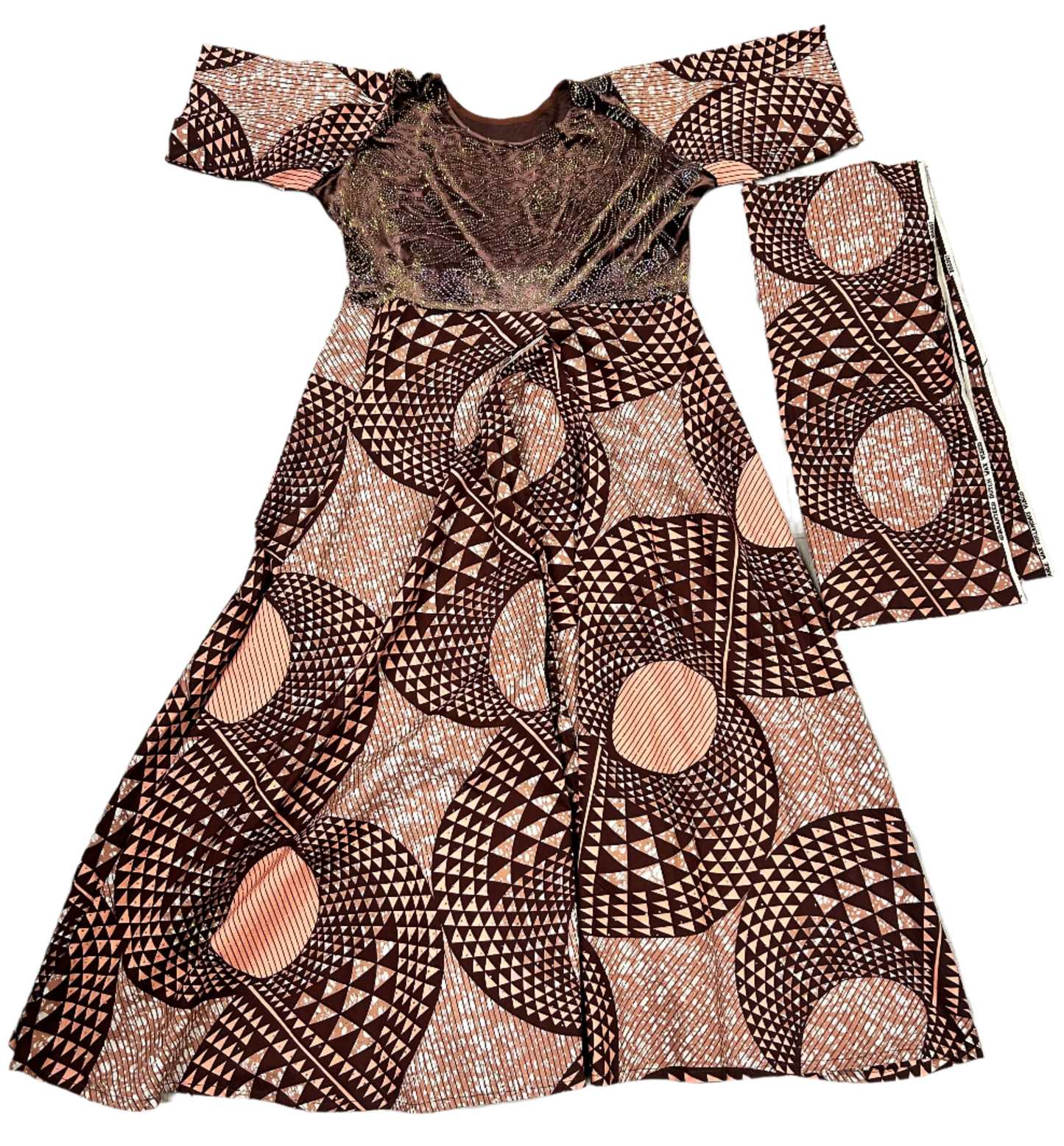 confusing pattern dress with head tie